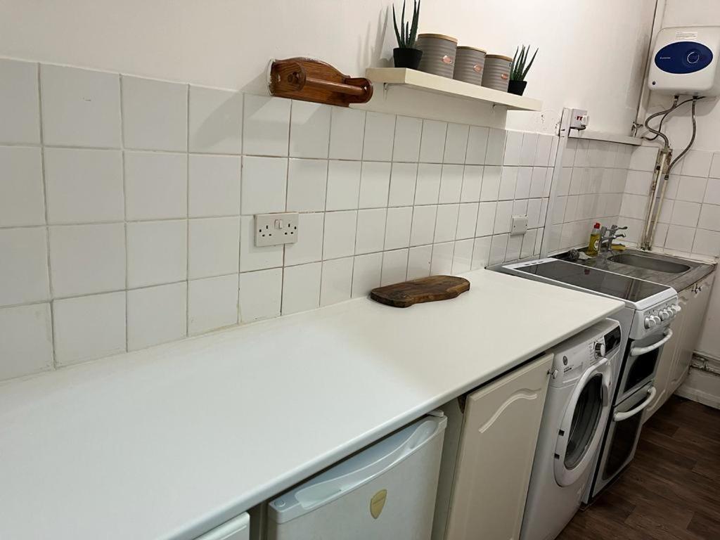 City Studio Flat Londra Esterno foto