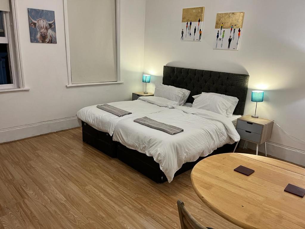 City Studio Flat Londra Esterno foto